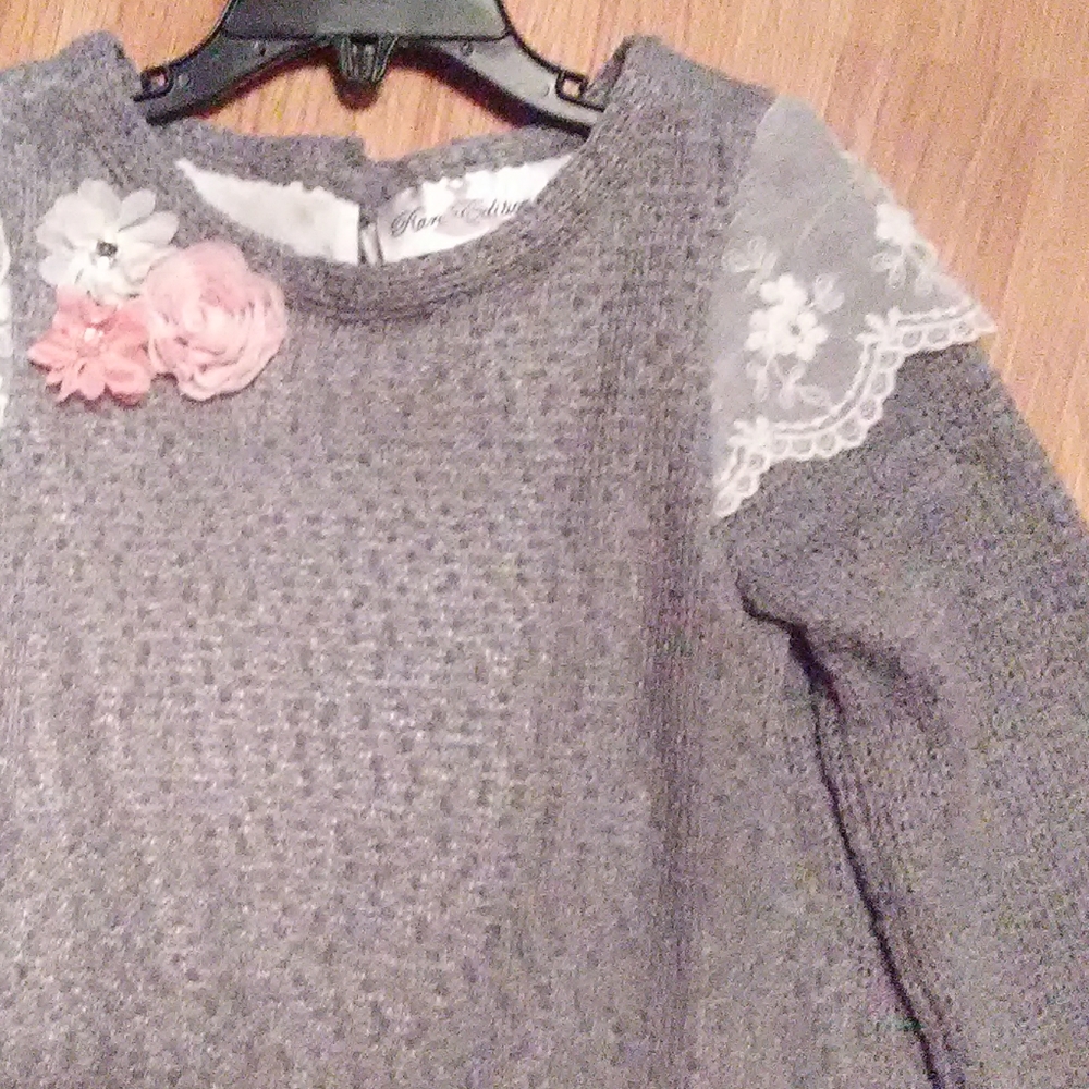 Too piece long sleeve sweater top with matching le